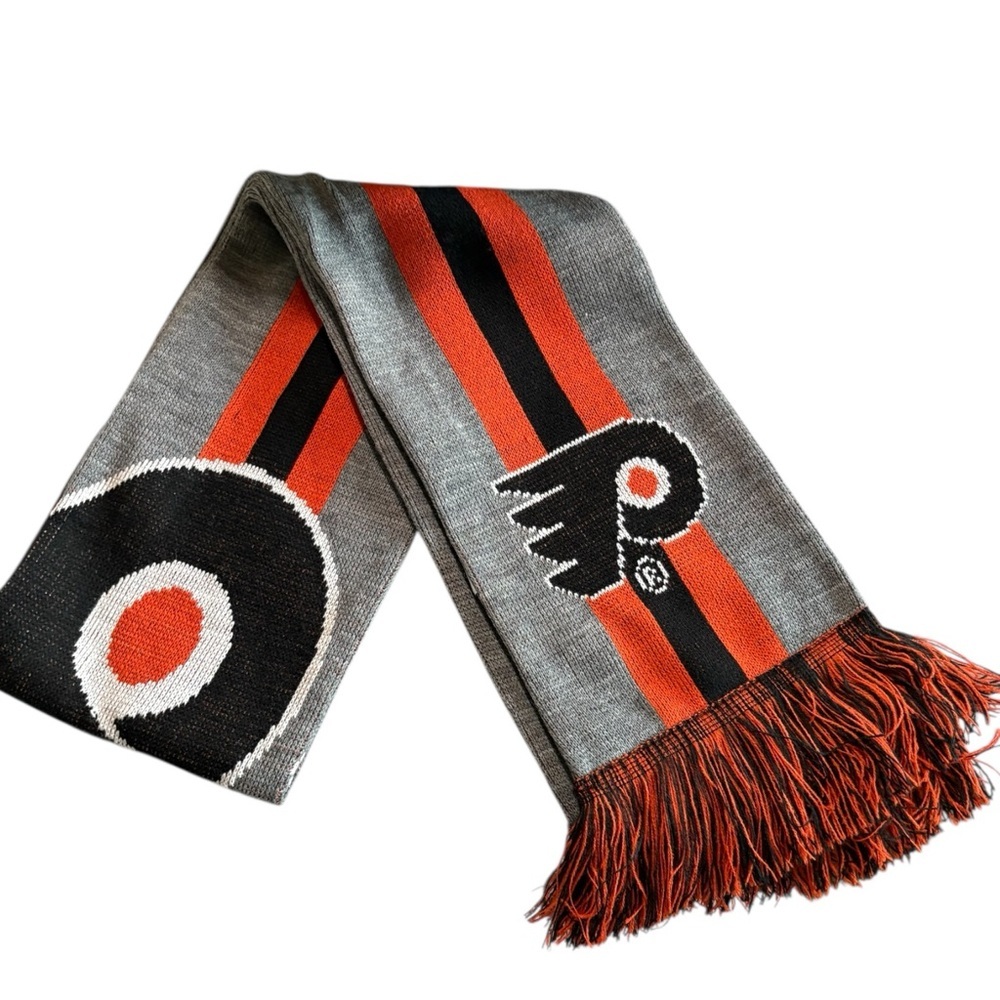 PHILADELPHIA FLIERS Gray/Orange Sports Scarf — Worn 1X for a photo!!!
